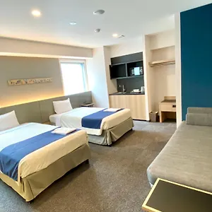 Monday Premium Ueno Okachimachi Hotel